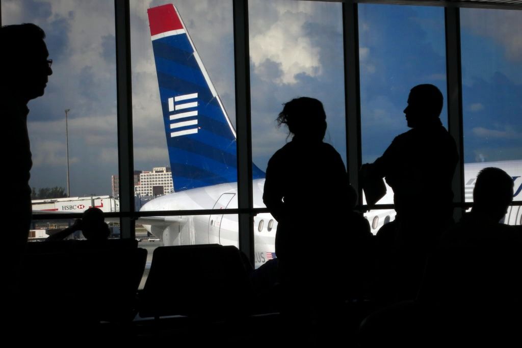Reportan Tiroteo en Inmediaciones del Aeropuerto Internacional de Miami; Hay Un Detenido